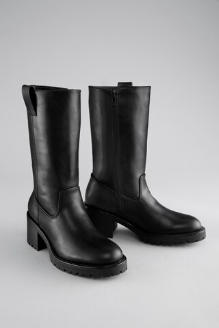 Aniston Stiefel in Schwarz