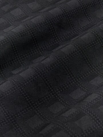 Next - Ajuste regular Camisa en negro