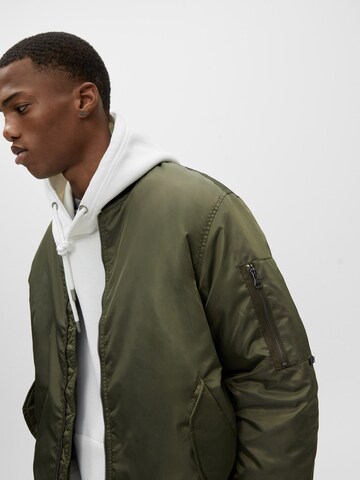 Veste mi-saison Pull&Bear en vert