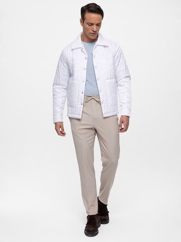 Antioch Between-season jacket 'Collar' in White