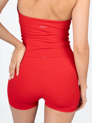 dayr Skinny Leggings 'Essential Shorts' in Red