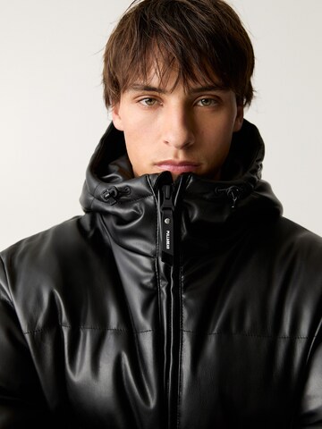 Pull&Bear Vinterjakke i sort