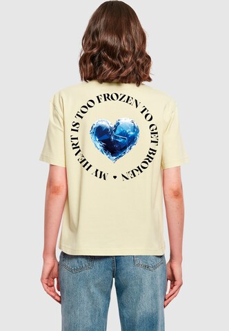 T-shirt 'Too Frozen' Miss Tee en jaune : devant