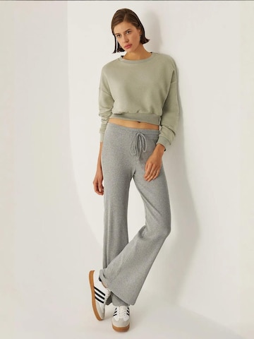 Hiccup Sweatshirt in Green