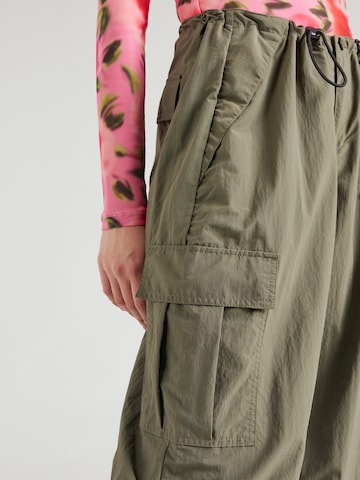 Dr. Denim Tapered Cargo Pants 'Hale' in Green