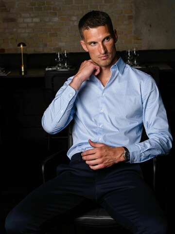 TEESHOPPEN - Regular Fit Camisa ' The Original ' em branco