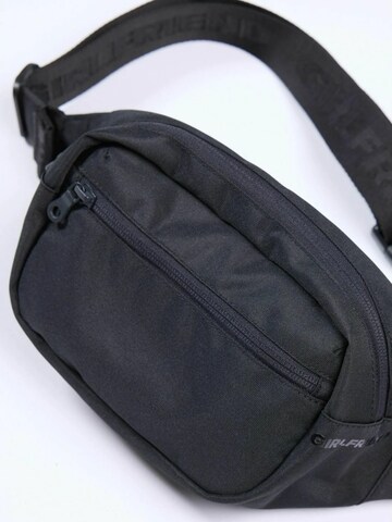 Girlfriend Collective Bag ' Belt Bag ' in Schwarz