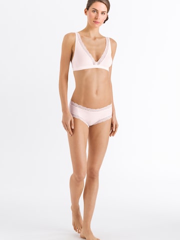 Hanro Triangle Bra ' Cotton Lace ' in Beige