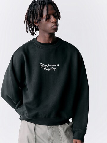 Bluză de molton de la Pull&Bear pe gri