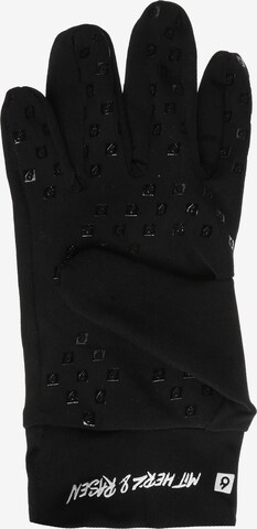 OUTFITTER Athletic Gloves in Black