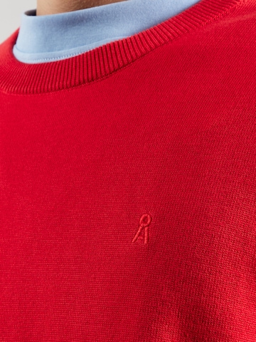 ARMEDANGELS Sweter 'LOUKAA' w kolorze czerwony