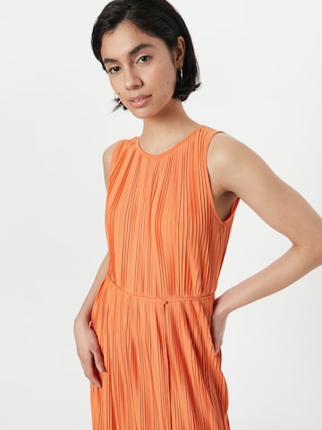 ABOUT YOU Letní šaty 'Madlin' – oranžová