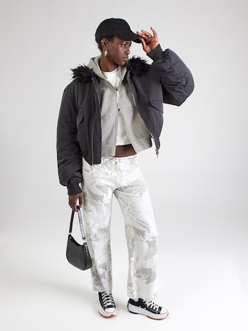 WEEKDAY - Sudadera con cremallera 'Danni' en gris