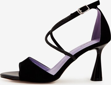 CESARE GASPARI Sandals in Black: front