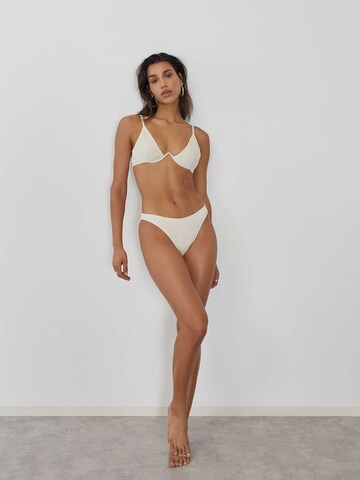 LeGer by Lena Gercke Triangle Bikini Top 'Livia' in Beige: front