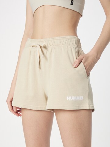 Hummel Regular Sportshorts in Beige