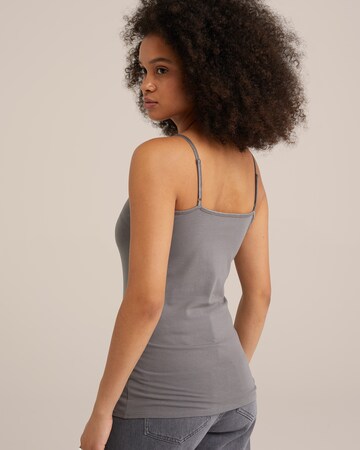WE Fashion Top in Grey