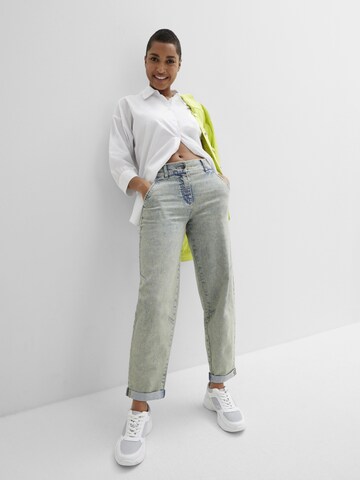 bonprix Loosefit Jeans in Blau