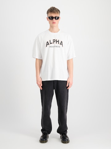 ALPHA INDUSTRIES Bluser & t-shirts i hvid