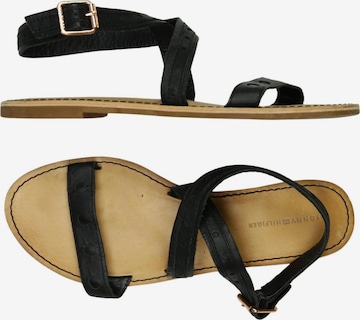 TOMMY HILFIGER Sandalen 37 in Schwarz: Vorderseite