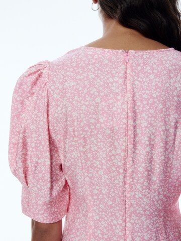 Robe 'Fleur' EDITED en rose