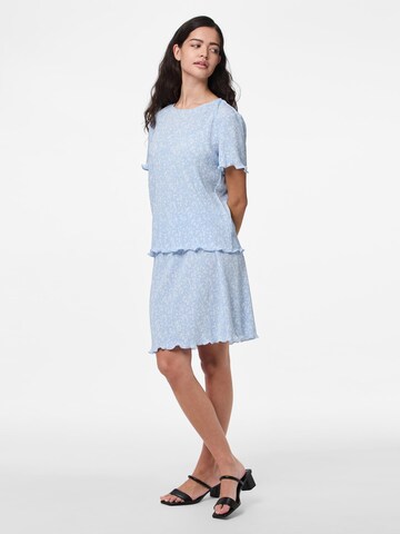 Maglietta 'PCFlora' di PIECES in blu