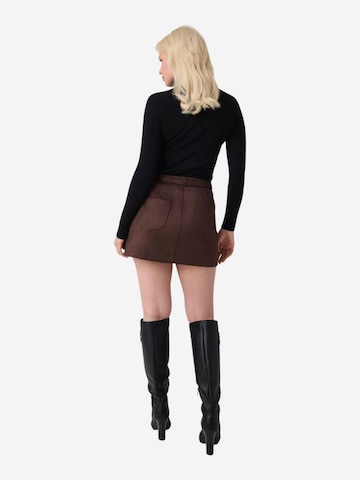 Pullover 'LS TN HALLIE TRIANGL W6BR54 Z1455' di GUESS in nero