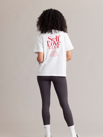 Hey Honey Oversized Shirt 'Self Love Club' in White