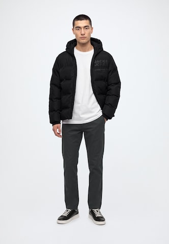 JACK & JONES Zimska jakna 'JCOBOSTON' | črna barva: sprednja stran