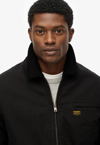 Superdry & Co Tussenjas in Bruin