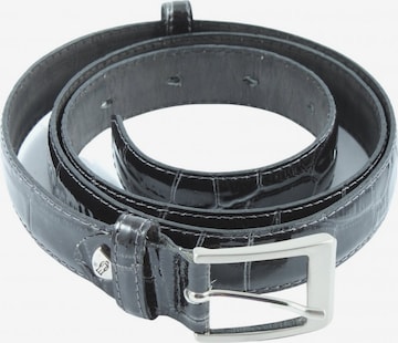 Vera Pelle Belt in XS-XL in Black: front