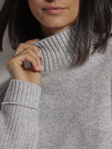 Pull-over MADELEINE en gris