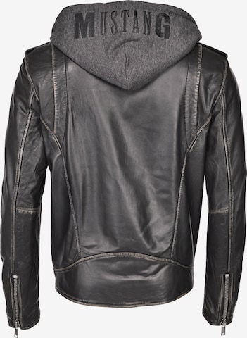 MUSTANG Jacke in Schwarz