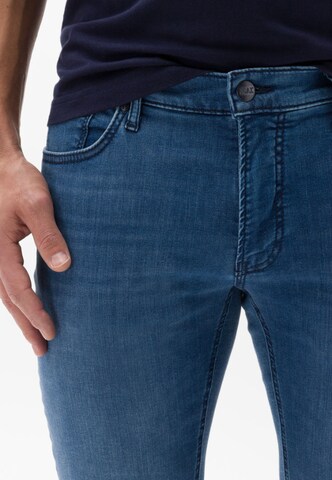 BRAX Slimfit Jeans 'Chuck' in Blauw