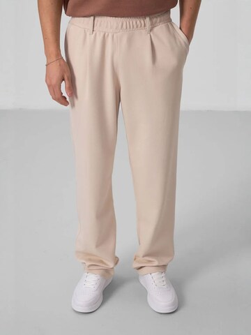 Tommy Life Trousers in Mixed colours: front