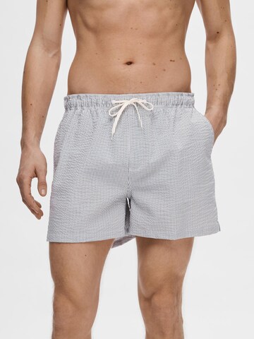 SELECTED HOMME Badeshorts i blå: forside