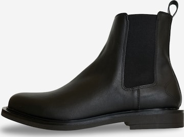nae Vegan Shoes - Botas chelsea 'Denis' em preto: frente