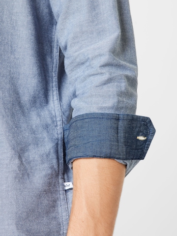 Kronstadt جينز مضبوط قميص 'Dean Diego' بلون أزرق