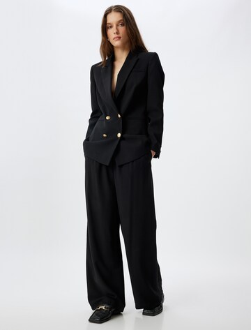 Koton Wide leg Pleat-front trousers in Black
