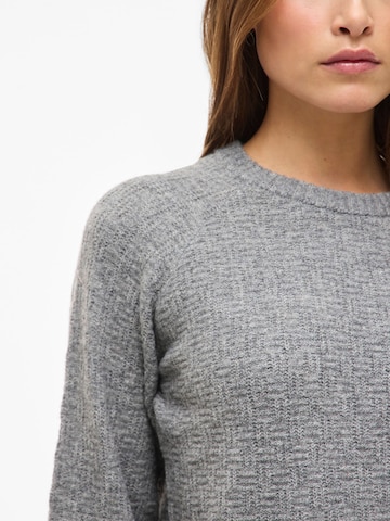 VILA Pullover i grå