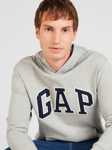 GAP Regular Fit Sweatshirt in Grau