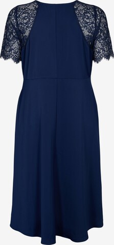 Zizzi Kleid in Blau