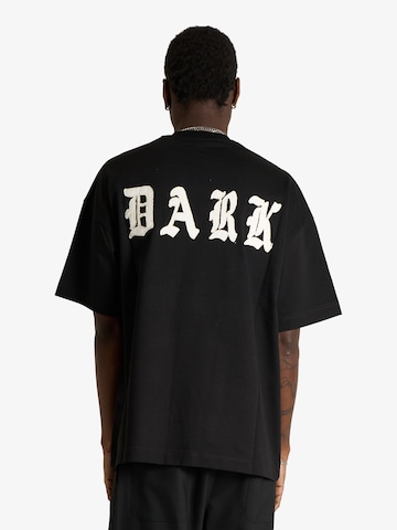 DARK LABEL T-Shirt in Schwarz