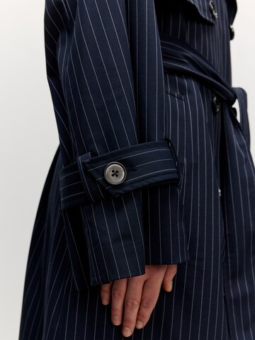 EDITED Between-seasons coat 'Reese' in Blue