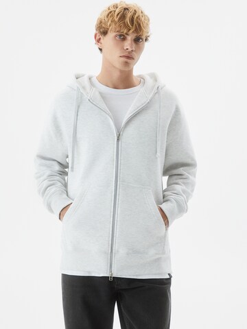 Pull&Bear Sweatjacke in Grau: predná strana