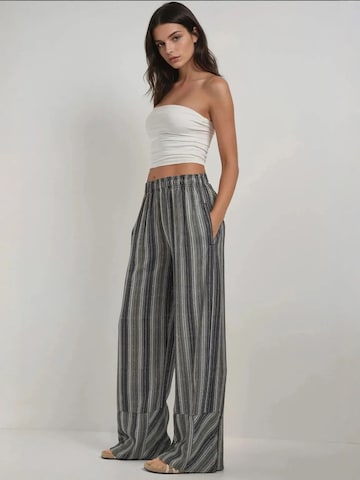 Wide leg Pantaloni di Hiccup in nero