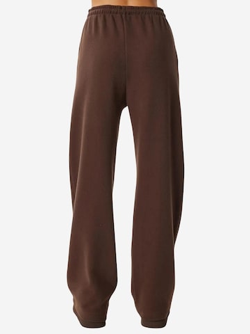Wide leg Pantaloni 'Hose' di Happiness İstanbul in marrone