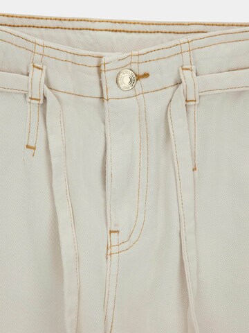 GUESS Wide leg Pants in White