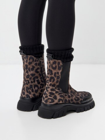 CESARE GASPARI Chelsea boots in Bruin