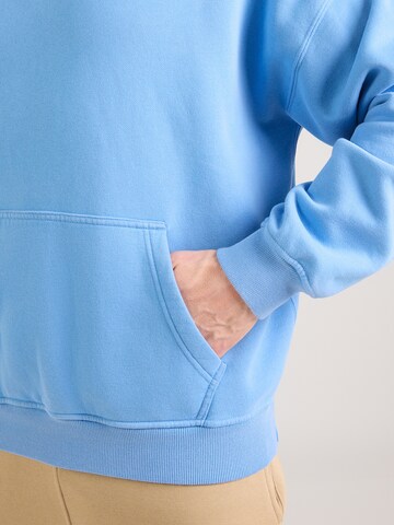 Abercrombie & Fitch Sweatshirt 'ESSENTIAL' in Blauw